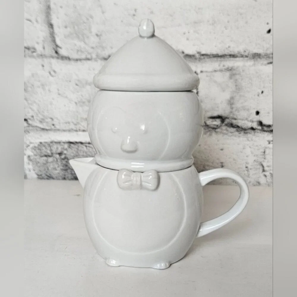 Vintage Penguin Creamer and Sugar Bowl Stacked.